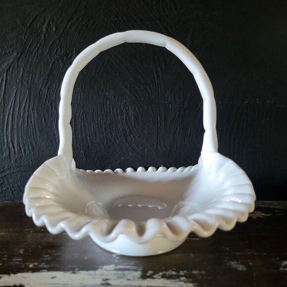 Fenton White Milk Glass Hobnail Ruffled Basket Vtg Wedding, Easter Decor 12.875" - Picture 4 of 6